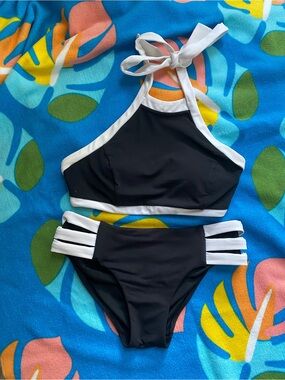 Seafolly Australia Black and White Halter Bikini Set